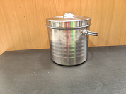Кастрюля с крышкой для газовой горелки 2,4л